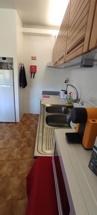 Ocean View Dive House Apartment เซซิมบรา ภายนอก รูปภาพ